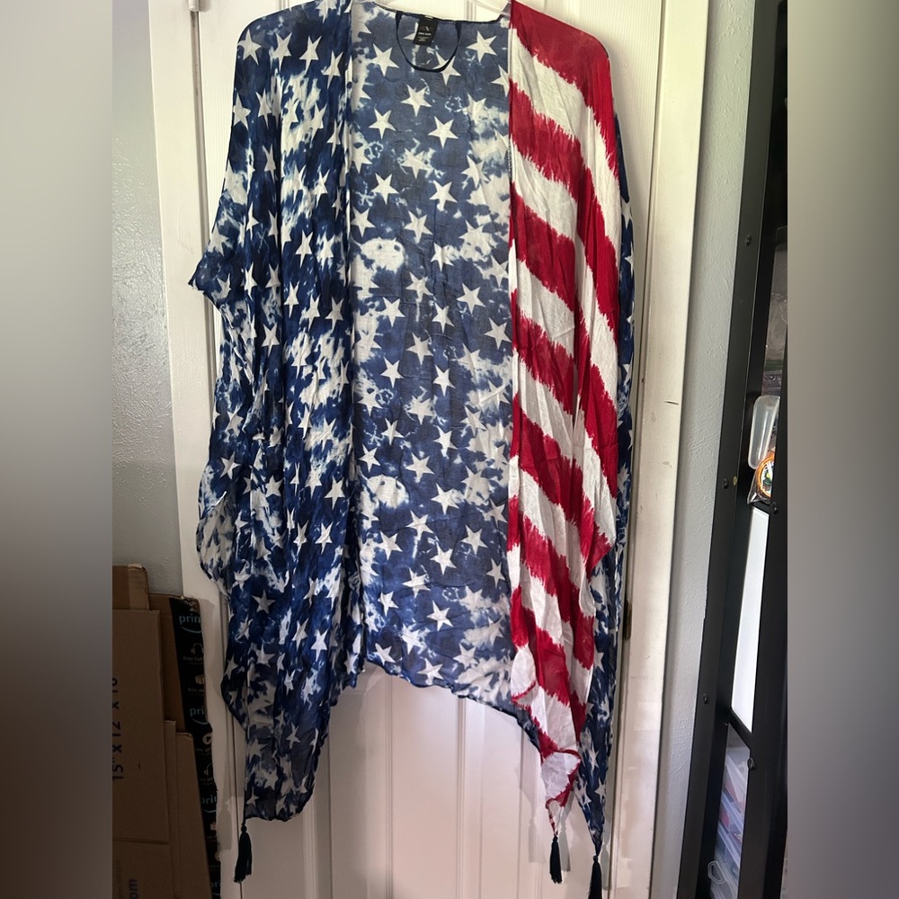 Mix it Fourth of July Stars and Strips scarf vest! Like new very light weight